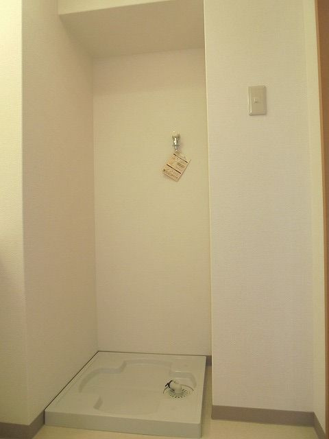 エルフィーノの洗面所|ゆったりとスペースのある洗面所