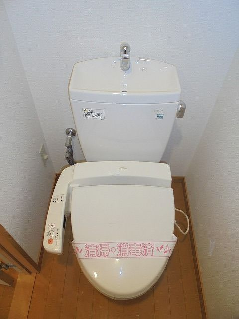 エルフィーノのトイレ|落ち着いたトイレです
