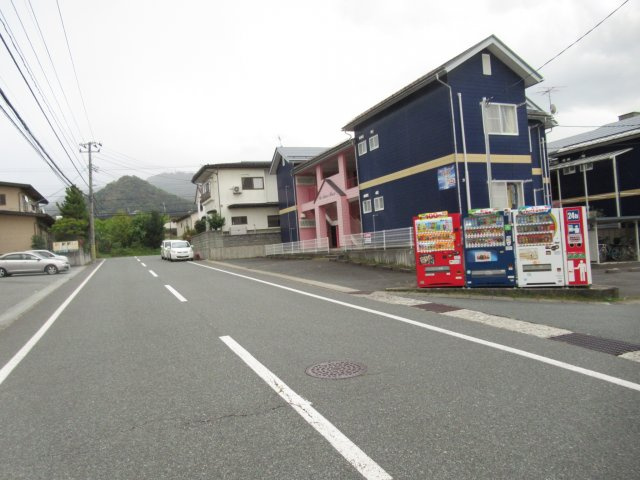マジェスティックハウスの周辺