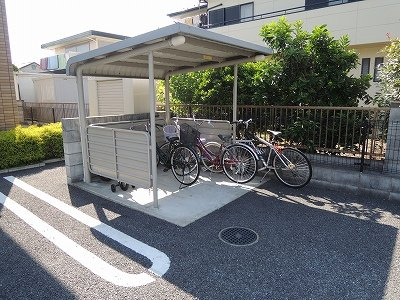 【その他共用部分】 | ルミエール | 自転車置き場
