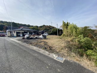 【前面道路含む現地写真】