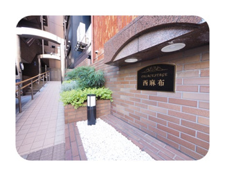 【エントランス】 | 落ち着いたエントランスです