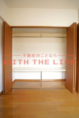 エスポワール【キャッシュバック対象物件】の収納|こまごまとしたものを収納できそうですね