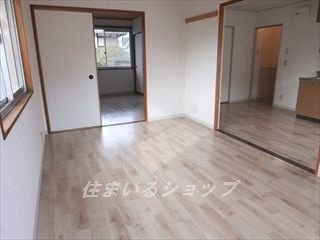 ロイヤルパレス中野　Ａの居間・リビング