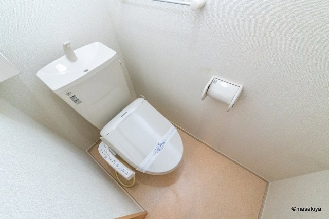 メゾンシュクレⅡのトイレ|トイレ　ウォシュレット付き。