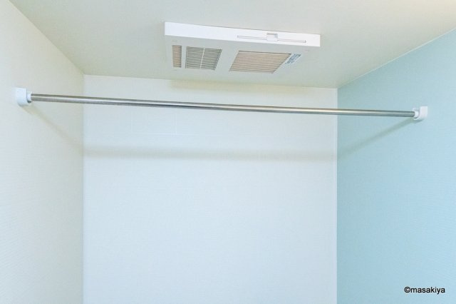 メゾンシュクレⅡの浴室|浴室乾燥機付きです。