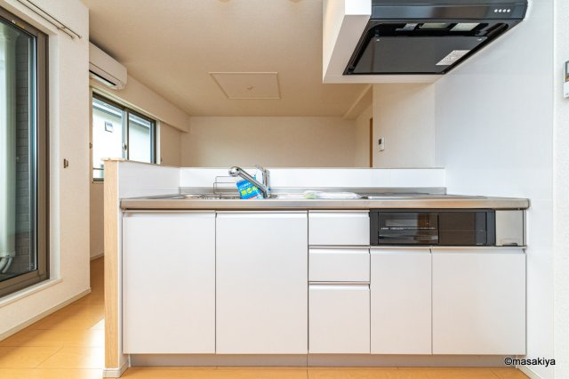 メゾンシュクレⅡのキッチン|カウンターキッチン