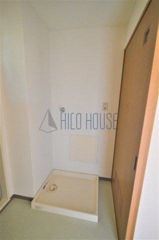 ヴェル・ヴィール幸町の洗面所|※反転タイプ