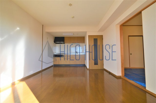 ヴェル・ヴィール幸町の居間・リビング|※反転タイプ