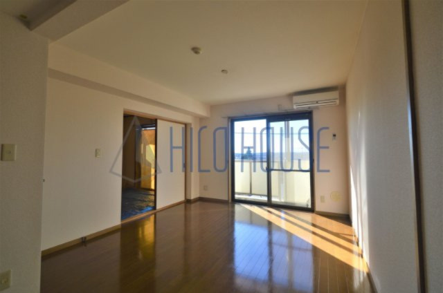 ヴェル・ヴィール幸町の居間・リビング|※反転タイプ