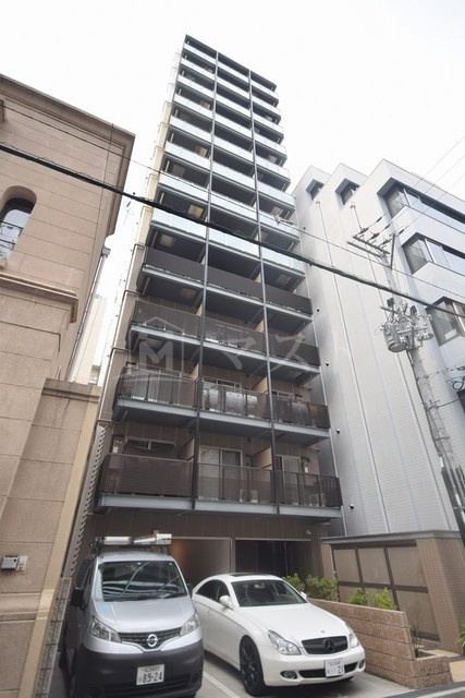 アーバンフラッツ心斎橋の外観