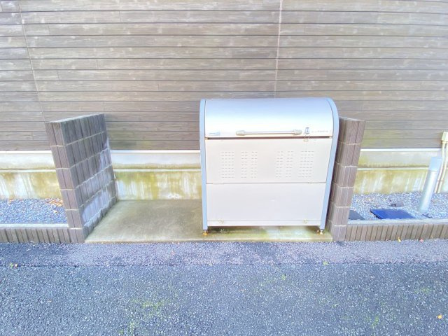 ゴミ捨て場★