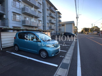 【駐車場】 | 駐車場に車を止められます