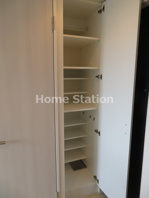 【玄関】 | レジュールアッシュ梅田WEST