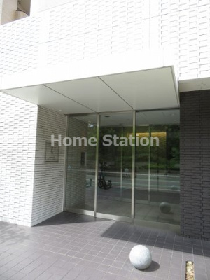 【エントランス】 | レジュールアッシュ梅田WEST