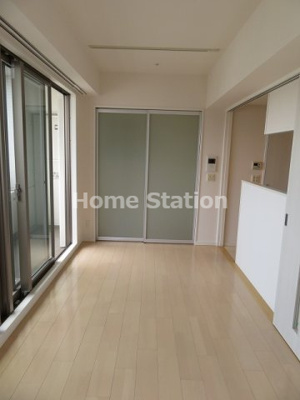 【居間・リビング】 | レジュールアッシュ梅田WEST