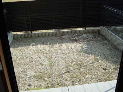 【庭】 | WING HOUSE