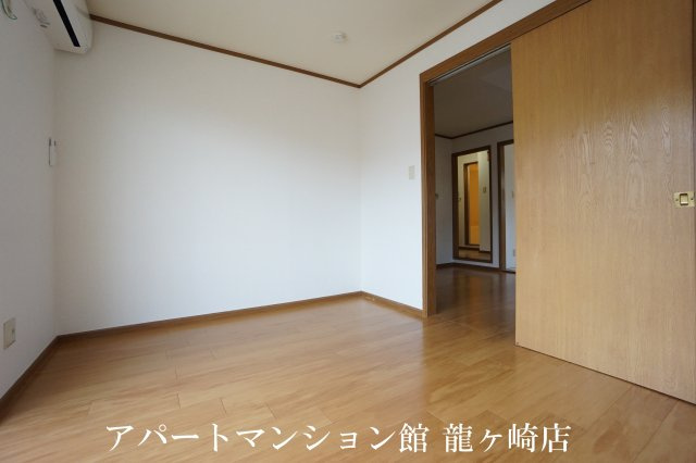 レジデンス河原井の寝室