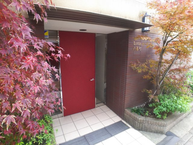 ロータス六番町のエントランス|ロータス六番町