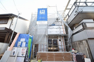 【外観】 | 低層住宅が立ち並ぶとても落ち着きのある閑静な住宅街に限定1棟の登場です。