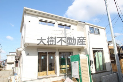 【外観】 | 海老名市大谷北４丁目　新築戸建て　全１棟　【仲介手数料無料】 | 宅地建物取引士による不動産のご説明・現地のご案内、住宅金融普及協会住宅ローンアドバイザーが住宅ローンのアドバイスから融資実行までのお手伝いをしっかりサポートします♪