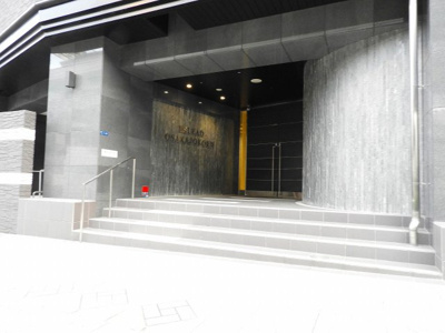 【エントランス】 | エスリード大阪城公園