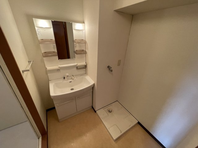 サンフォルトゥーナ宮崎駅東の洗面所