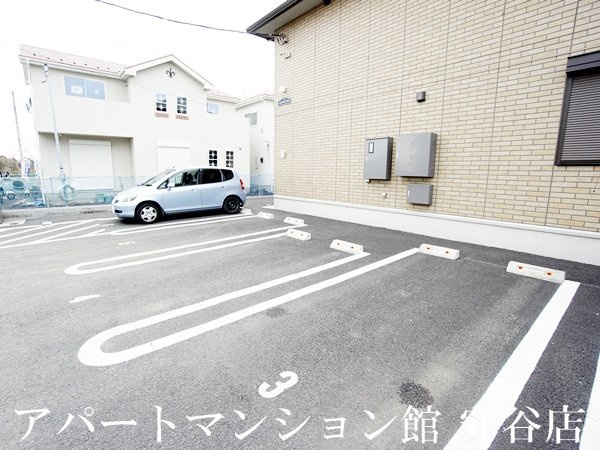 Park Hills Honchoの駐車場