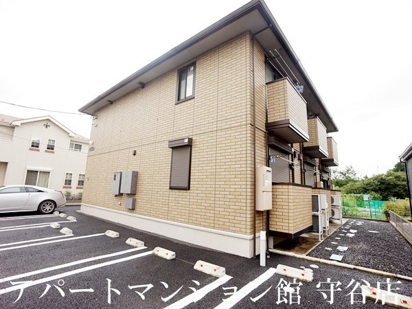Park Hills Honchoの駐車場