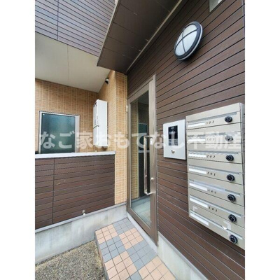 【エントランス】 | OAKWOOD　VILLA