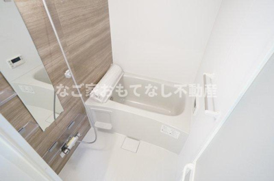 【浴室】 | Jewel Key