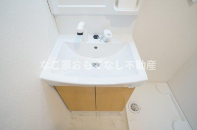 【洗面所】 | Jewel Key