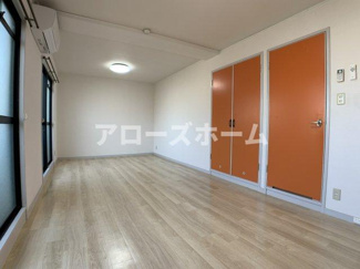 【居間・リビング】 | ネスト池上 | 使いやすい居間です