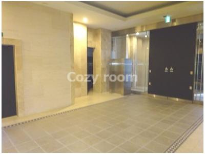 【ロビー】 | エスリード新大阪NORTH | 広くて落ち着いたロビーです