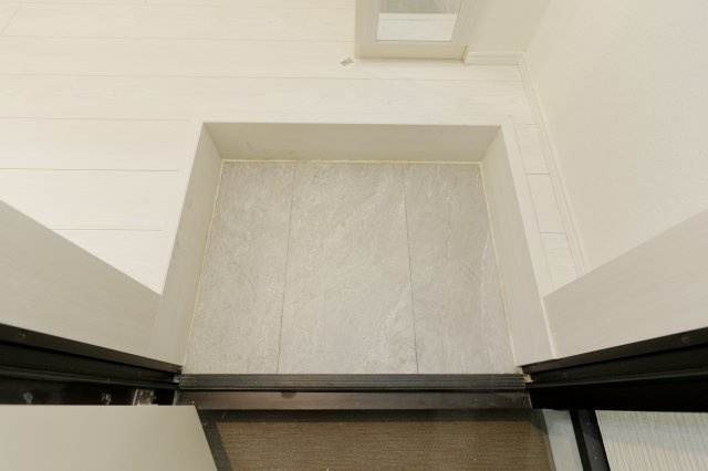 ハーモニーテラス北小岩Ⅷの玄関