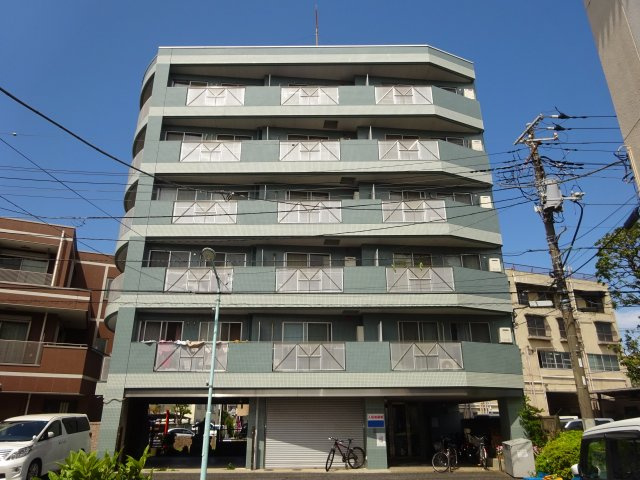 パレドール森田の外観