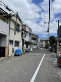 【前面道路含む現地写真】 | 尼崎市西難波町１丁目売地 | 通路は公道幅員約６ｍに面しております！