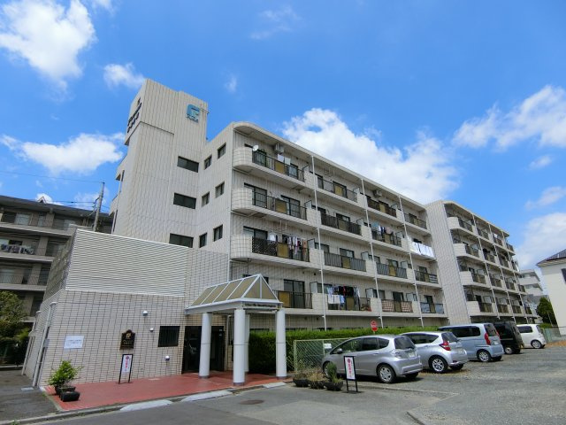 アーバンヒルズ武蔵砂川の外観