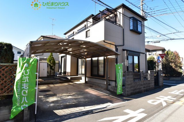 蓮田市南新宿　中古一戸建ての駐車場