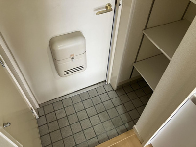 【玄関】 | ジョイフル第２朝生田・