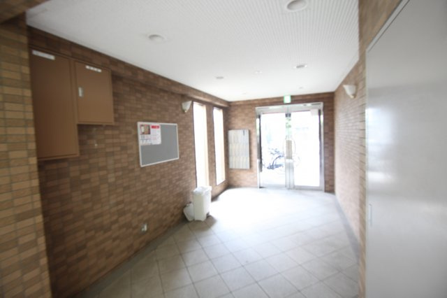 シャトーグロワール(近畿大学一人暮らし)のエントランス