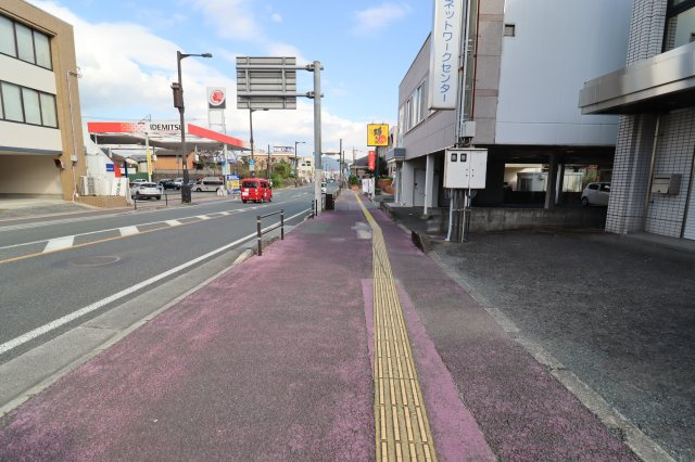 玉名市中テナントの駐車場
