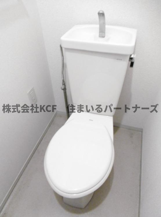カサグランデⅡのトイレ|ゆったりとした空間のトイレです