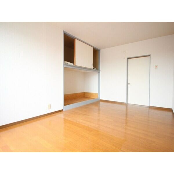 ブルーハイツ3の居間・リビング