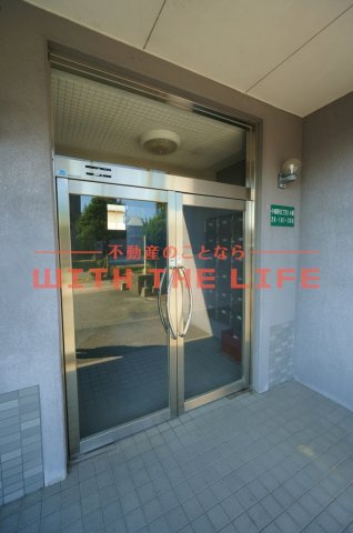 フォレスト小森野【10,000円キャッシュバック対象物件】のエントランス|落ち着いたエントランスです