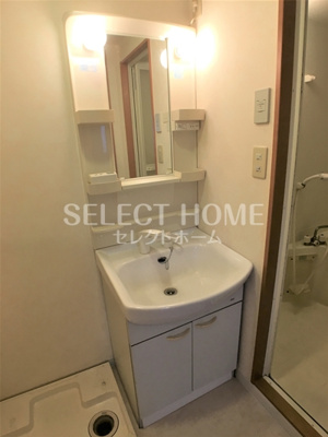 【独立洗面台】 | オレンジハウス（上六名） | 独立洗面化粧台が付いています
同一タイプです