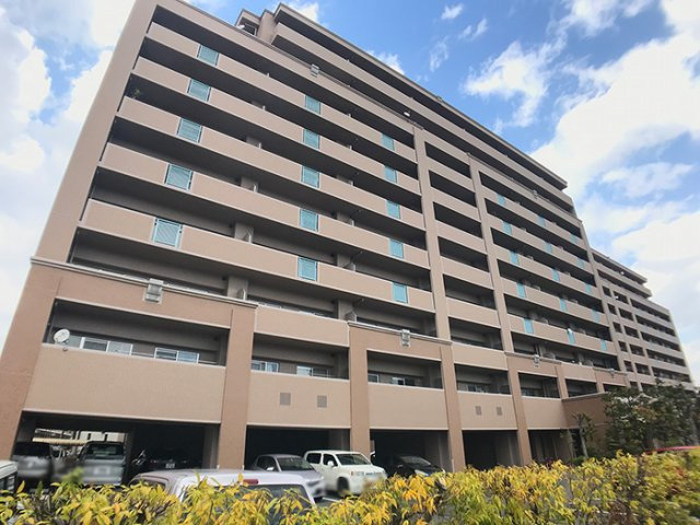 アルファステイツ西市ツインズI　中古マンション　リフォーム済みの外観