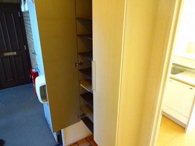 【玄関】 | リビングタウンほたる野B