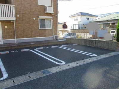 【駐車場】 | リビングタウンほたる野B