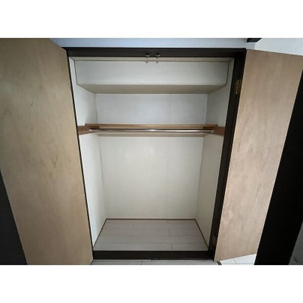 パンセ堀川の収納|クローゼット